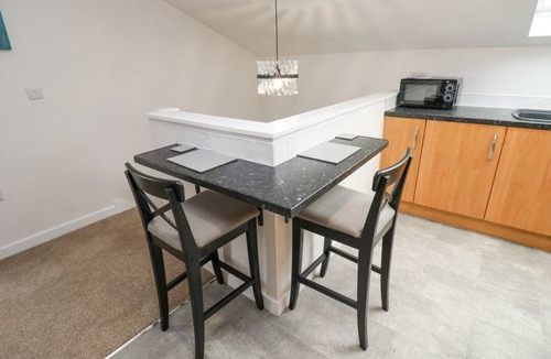 Ide Apartment | Springwell Apartment in Exeter