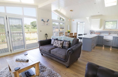 Gargrave Cabin | Squirrel Lodge, Gargrave