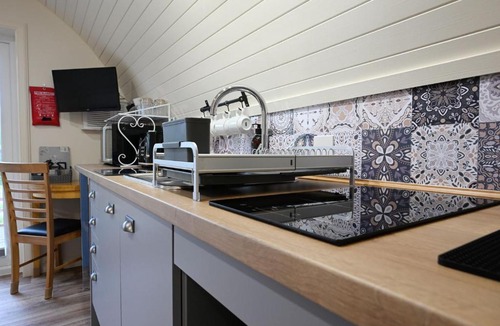 Roybridge House | Squirrel Lodge