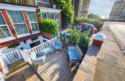 Broadstairs Cottage | St Augustine's Stays - Stone Bay