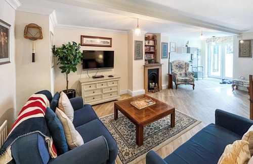 Broadstairs Cottage | St Augustine's Stays - Stone Bay