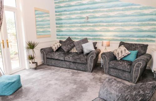 Berwick-upon-Tweed House | St Cuthbert's Cottage