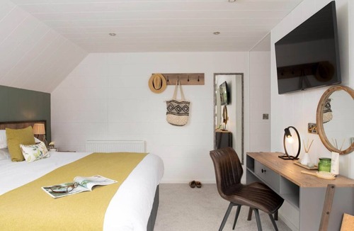 Praze-An-Beeble Cabin | St Ives Studio Spa, Praze-An-Beeble
