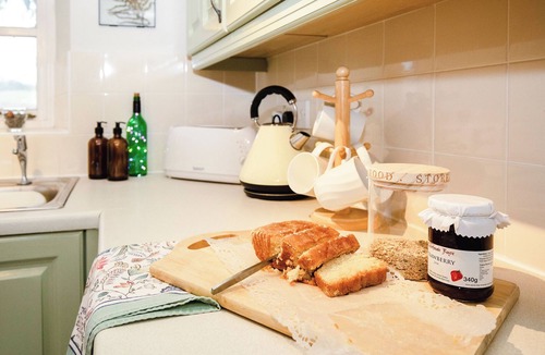 West Compton Cottage | Stable Cottage - UKC3955