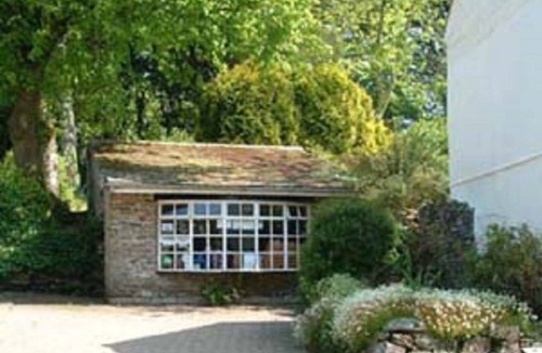 Looe Cottage | Stables - 17th century converted barn