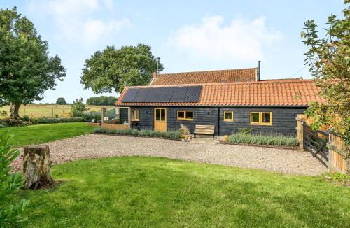 Skeyton House | Stackyard Cottage