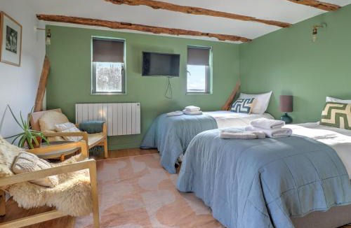 Dunbridge Apartment | Staddlestone Barn - Ukc8984