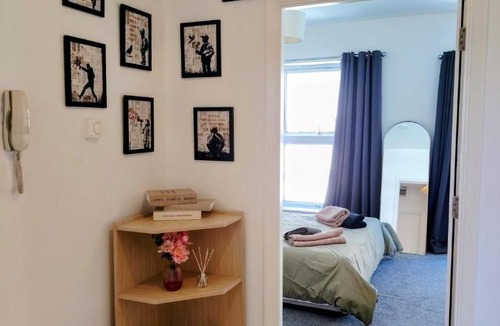 Finsbury Park Apartment | Stadium Solution Flat