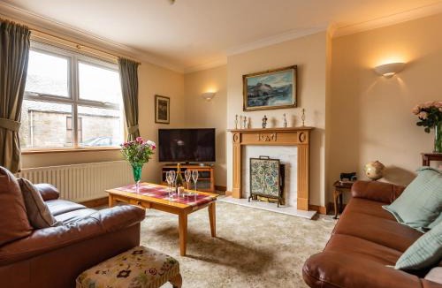 Newcastleton House | Staffin