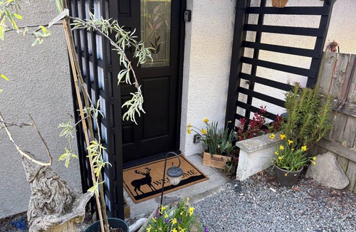 Aberchalder House | Stags View with a great Scottish Welcome