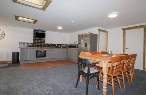 Grampound House | Stall 2 - The Stables., Summercourt