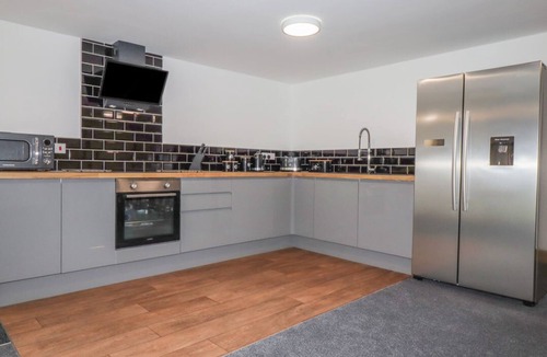 Grampound House | Stall 2 - The Stables., Summercourt