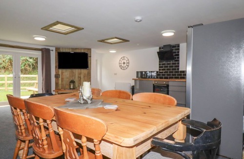 Grampound House | Stall 2 - The Stables., Summercourt