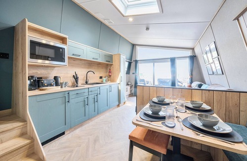 Great Houghton Cottage | Starlight Skylight - Billing Aquadrome
