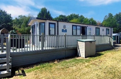 Great Houghton Cabin | StaticCaravan-6Berth-DogFriendly