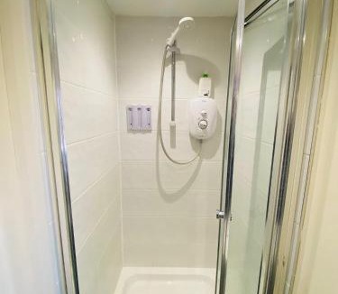 Doncaster House | Stay at LL