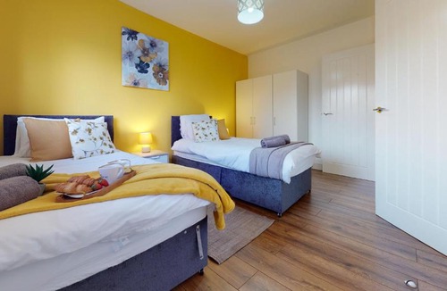 Peterborough Apartment | Step Free 2 Bedroom Apartment, Business, Leisure, Contractors, SRK Serviced Accommodation