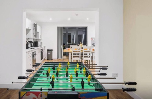 Cribbs Causeway House | StokeManor|Luxury|Spacious|Groups|Contractors