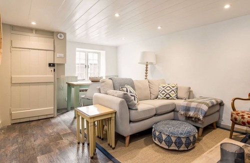 Worth Matravers Cottage | Stonechat Cottage - cosy cottage for 4 guests