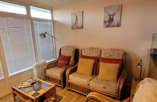 Stalham Apartment | Stonesthrow 184 Broadside Chalet Park Stalham
