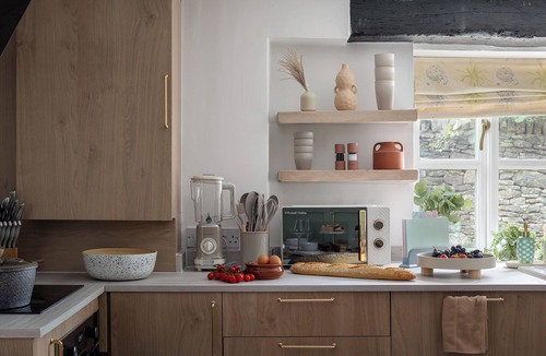 Stow-on-the-Wold House | Stow on the Wold Scandi Chic Authentic Cottage