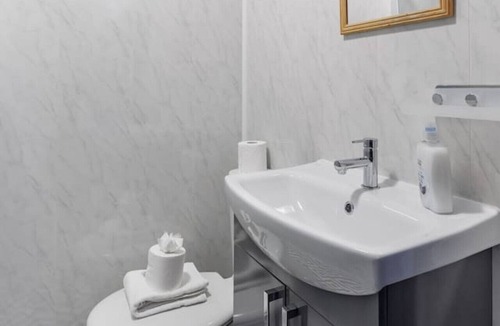 Middlesbrough Apartment | Studio 4 City Centre Fast WiFi Smart TV