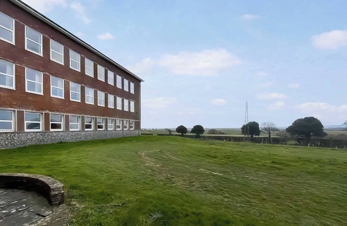 Hailsham Apartment | Studio Apartment 21 - UK48724