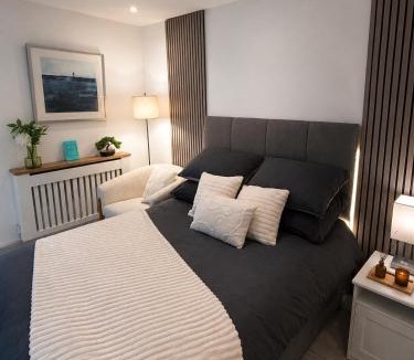 Peckham Apartment | Studio One by StayCentral