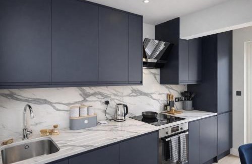 Selhurst House | Stunning 4-Bedroom Home Sleeps 6