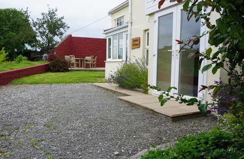 Combe Martin Cottage | Stunning Devon views from this ground floor cottage