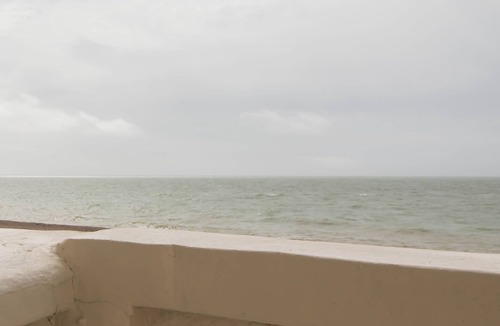 Seaford Apartment | Stunning Seafront Apartment