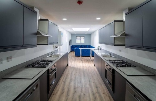 Selly Oak Apartment | Stunning spacious studio