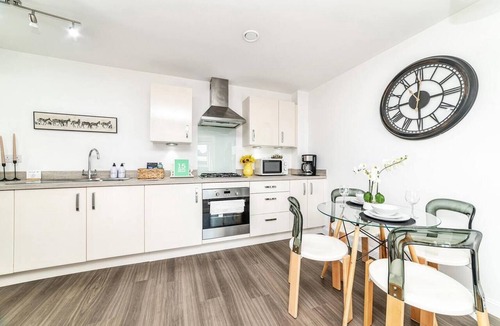 Basingstoke Apartment | Stylish 1-bed flat | Free parking | Fast Wi-Fi