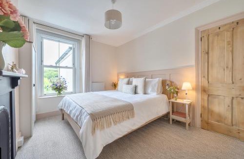 South Milton House | Stylish Coastal Cottage Near Salcombe, South Devon
