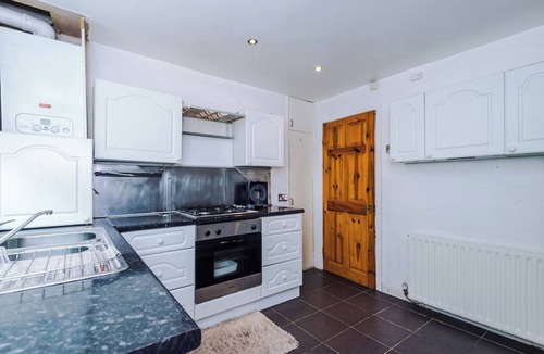 Manchester House | Stylish Home | Fully equipped | Long Stays Welcome