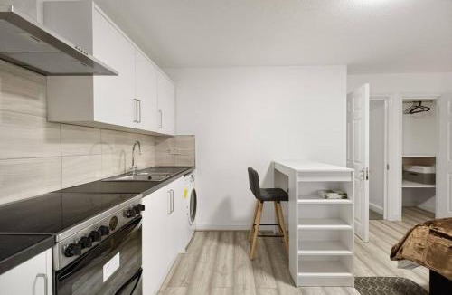 Hale Apartment | Stylish Studio room in Mill Hill
