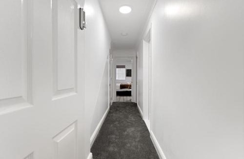 Hale Apartment | Stylish Studio room in Mill Hill