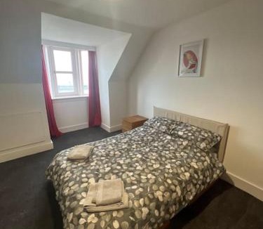 Peterhead Apartment | Substantial 5 Bed Townhouse