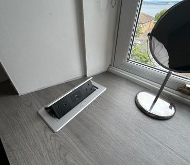 Greenock Apartment | Sugar boat view