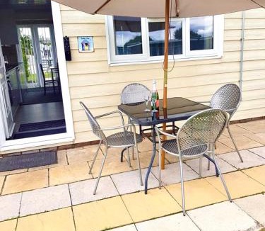 Camber Ski Chalet | Summer Days