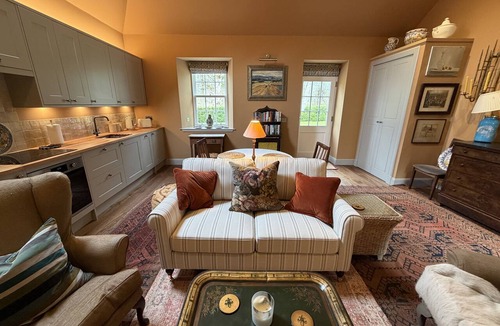 Kirkton Manor Cottage | Sumptuous Scottish hideaway for two.