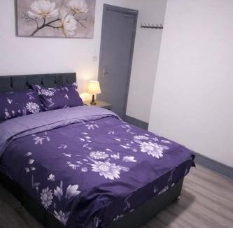 Plumstead House | Sure Stay