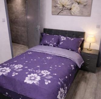 Plumstead House | Sure Stay