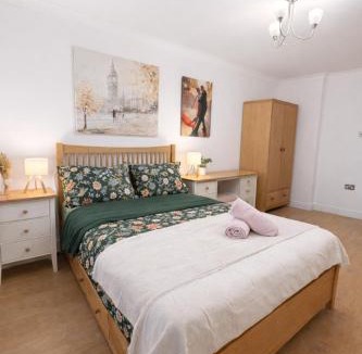 Sutton Central House | Sutton Cosy Rooms