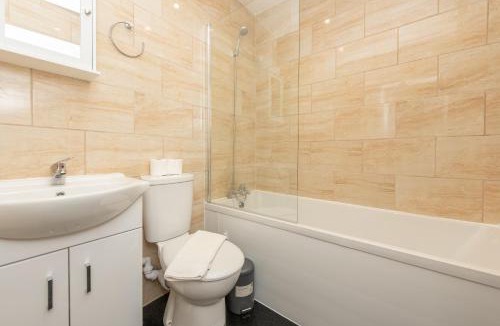 Portswood House | Sutton Cottage - 4 Bed House in City Centre