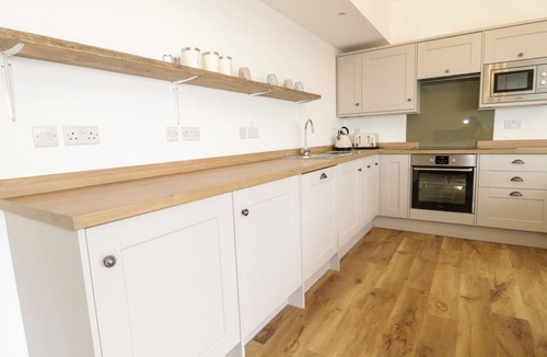 Wedmore Cottage | Swan Lodge Castle Farm