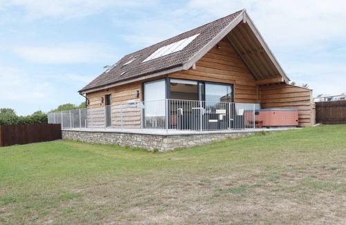 Wedmore Cottage | Swan Lodge Castle Farm