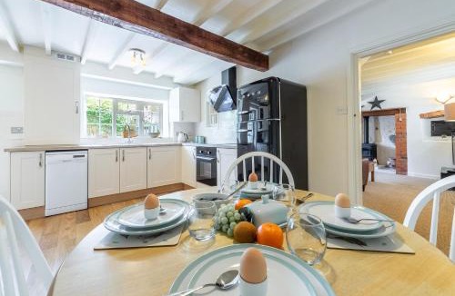 Dersingham House | Swift Cottage