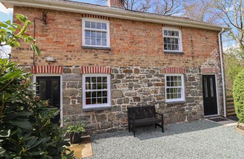 Llanbrynmair House | Tan Y Capel