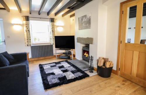 Llanbrynmair House | Tan Y Capel